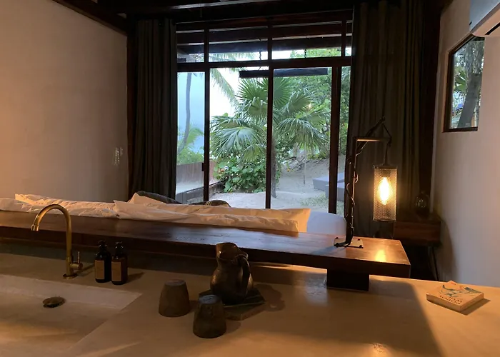 Libelula Beachfront 4*