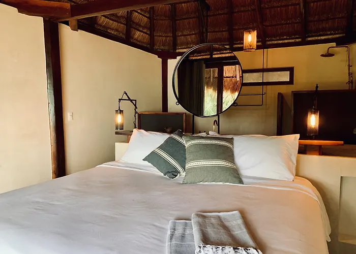 Libelula Beachfront Hotel 4*