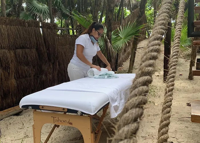 Libelula Beachfront 4* Tulum