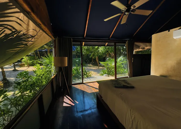 Libelula Beachfront 4* Tulum